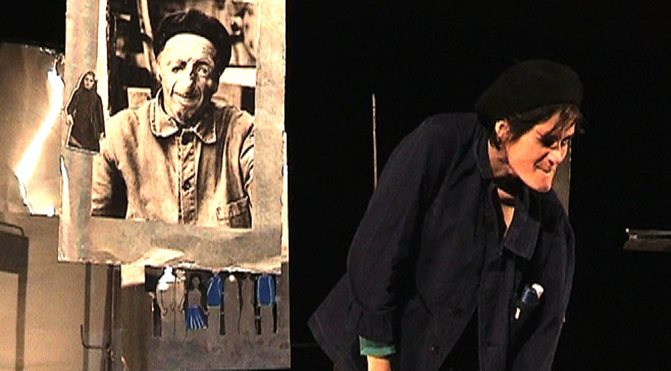 jeu : Maud Hufnagel  <br/>photo&nbsp;: Michael Facchin, </br>Collection de l’Art Brut, Lausanne